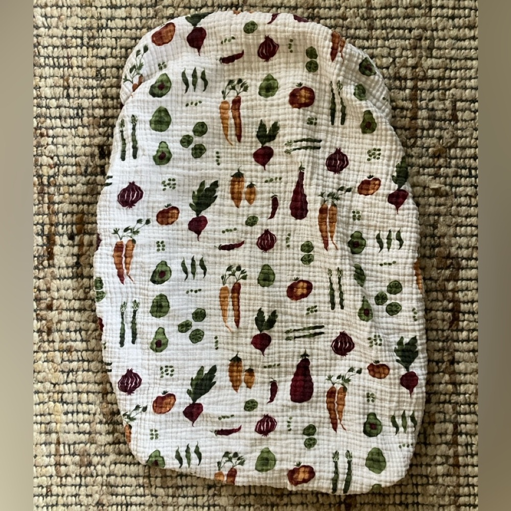 Little Unicorn changing pad cover, garden veggies print